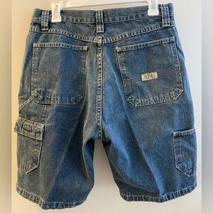 Women’s Wrangler cargo jean shorts